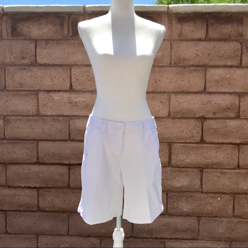 Tommy Bahama Stretchy 9-inch Shorts